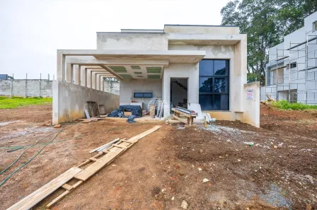Sobrado com 2 Quartos à venda, 180m² no Vila Rivabem, Campo Largo