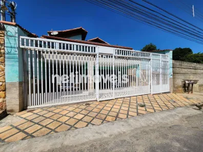 Casa com 4 Quartos à venda, 400m² no Novo Progresso, Contagem