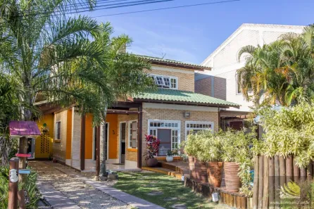 Casa com 3 Quartos à venda, 230m² no BARRA DE IBIRAQUERA, Imbituba