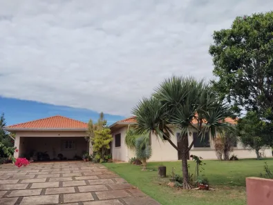 Fazenda/Sítio com 4 Quartos à venda, 202m² no Recanto Santa Andréa, Cambé