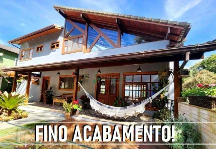 Casa de Condomínio com 3 Quartos à venda, 264m² no Vargem Grande, Teresópolis