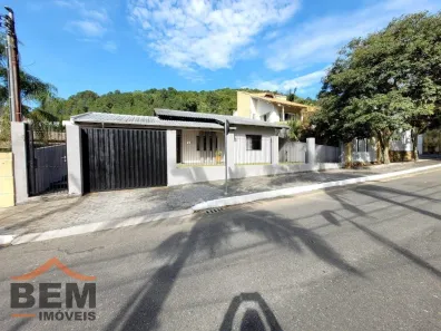 Casa com 3 Quartos à venda, 127m² no Ressacada, Itajaí