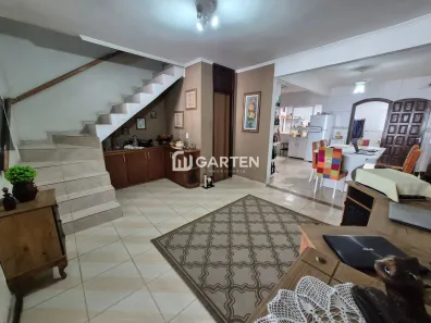 Sobrado com 3 Quartos à venda, 125m² no Bom retiro, Matinhos