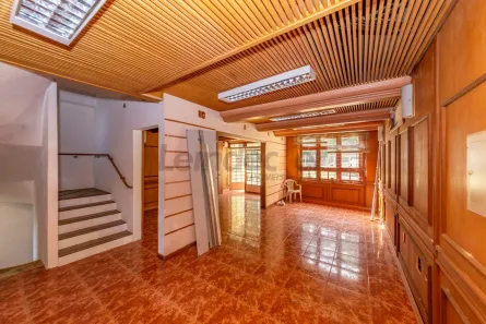 Imóvel Comercial à venda, 258m² no Rio Branco, Porto Alegre
