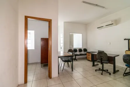 Ponto Comercial para alugar, 112m² no República, São Paulo