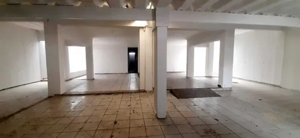 Prédio Comercial à venda, 350m² no Vila Campesina, Osasco