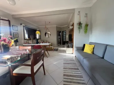 Casa com 6 Quartos à venda, 280m² no Praça da Bandeira, Araruama