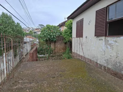 Lote/Terreno à venda, 132m² no Jardim Carvalho, Porto Alegre