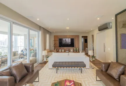 Apartamento com 3 Quartos à venda, 225m² no Cidade Monções, São Paulo