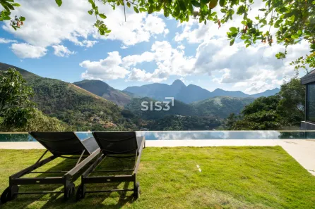 Casa de Condomínio com 4 Quartos à venda, 403m² no Araras, Petrópolis