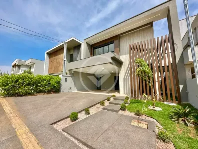 Casa de Condomínio com 3 Quartos à venda, 195m² no Jardins Capri, Senador Canedo