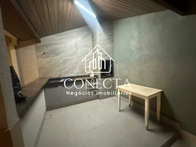 Casa com 3 Quartos para alugar, 250m² no Umuarama, Uberlândia