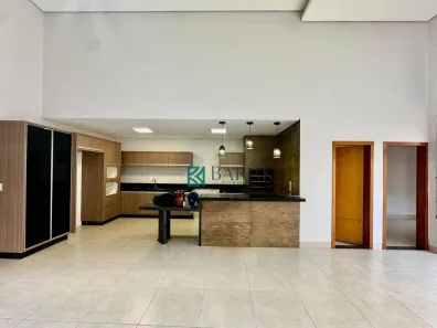 Casa com 3 Quartos à venda, 235m² no Zona 02, Cianorte
