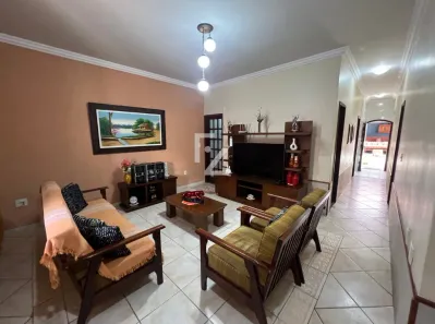 Casa com 4 Quartos à venda, 210m² no Curicica, Rio de Janeiro
