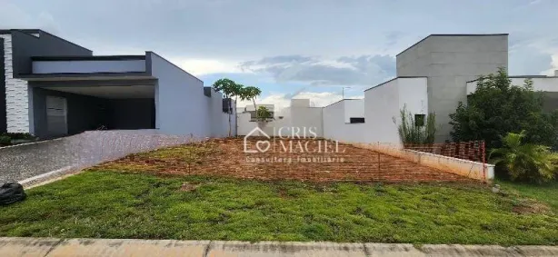Lote/Terreno à venda, 300m² no Jardim Residencial Dona Lucilla, Indaiatuba