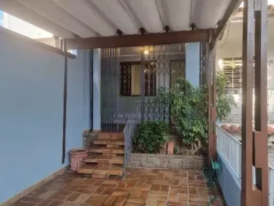 Casa com 2 Quartos para alugar, 142m² no Lapa, São Paulo