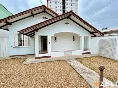 Imóvel Comercial com 2 Quartos para alugar, 350m² no Velha, Blumenau