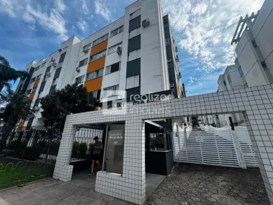 Apartamento com 1 Quarto para alugar, 41m² no Carvoeira, Florianópolis