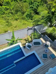 Casa de Condomínio com 4 Quartos para alugar, 350m² no Alphaville (Abrantes), Camaçari