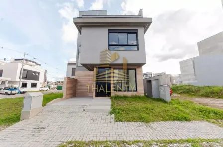 Casa de Condomínio com 3 Quartos para alugar, 170m² no Santa Cândida, Curitiba