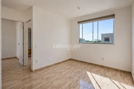 Apartamento com 2 Quartos para alugar, 40m² no Mário Quintana, Porto Alegre