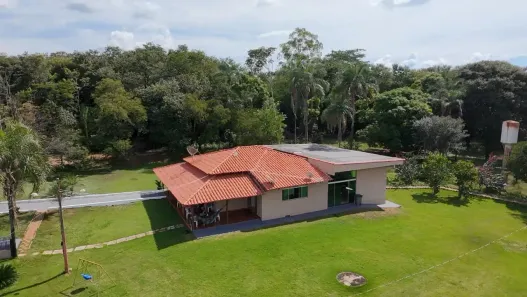 Fazenda/Sítio com 3 Quartos à venda, 33000m² no Parque das Américas, Nerópolis