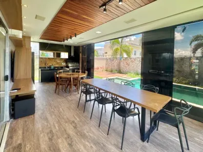 Casa de Condomínio com 4 Quartos para alugar, 296m² no Cidade Alpha, Eusébio