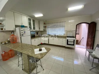 Sobrado com 3 Quartos à venda, 264m² no Jardim Las Vegas, Santo André