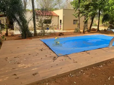 Fazenda/Sítio com 5 Quartos à venda, 200m² no Setor Central, Aragoiânia