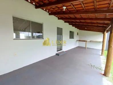 Casa com 2 Quartos para alugar, 134m² no Alto Umuarama, Uberlândia