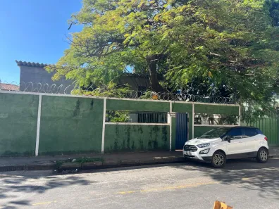 Casa com 3 Quartos à venda, 429m² no Padre Eustáquio, Belo Horizonte