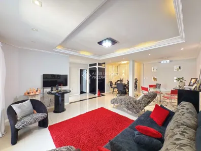 Casa com 3 Quartos à venda, 217m² no Jardim Itu, Porto Alegre
