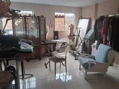 Casa com 5 Quartos à venda, 90m² no Santa Rosa, Niterói