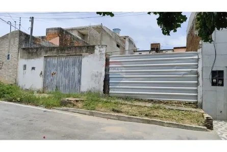 Lote/Terreno à venda, 250m² no São Jorge, Maceió