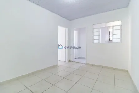 Casa com 1 Quarto para alugar, 50m² no Vila Santo Estéfano, São Paulo
