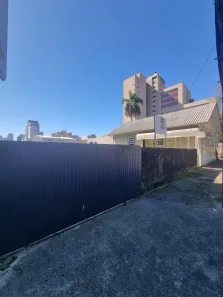 Lote/Terreno para alugar, 390m² no Centro, Caxias do Sul