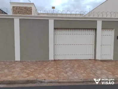 Casa com 3 Quartos à venda, 186m² no Parque São Geraldo, Uberaba