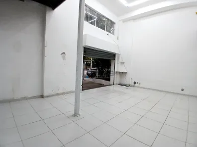 Ponto Comercial para alugar, 226m² no Pitangueiras, Guarujá