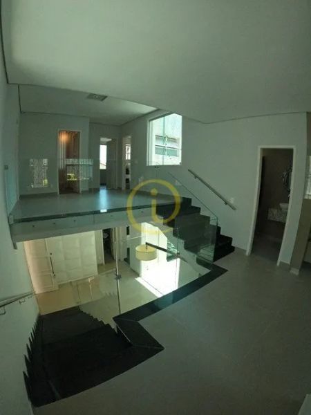Casa com 3 quartos — Ouro Preto, Belo Horizonte