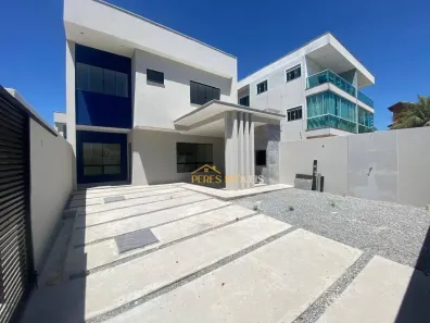 Casa com 3 Quartos à venda, 130m² no Costazul, Rio das Ostras