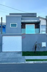 Sobrado com 3 Quartos à venda, 200m² no Vargem Grande, Pinhais