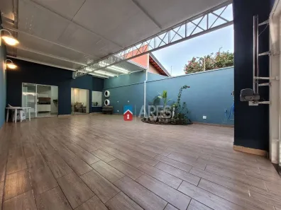 Casa com 2 Quartos à venda, 156m² no Jardim Terramérica III, Americana