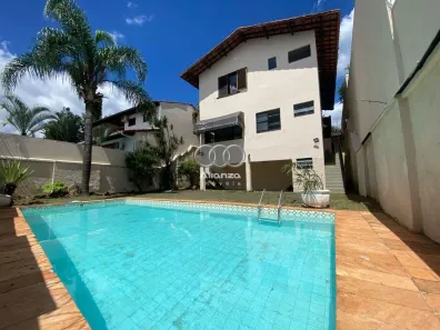 Casa com 3 Quartos para alugar, 307m² no Belvedere, Belo Horizonte