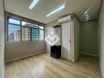Sala Comercial com 2 Quartos à venda, 47m² no Bonfim, Santa Maria