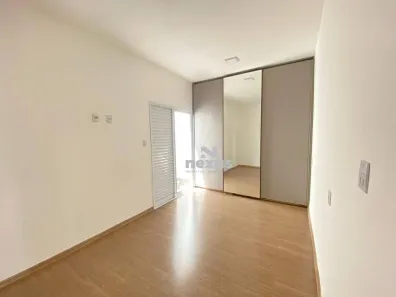 Casa com 3 Quartos à venda, 74m² no Novo Mundo, Uberlândia