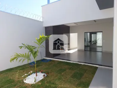 Casa com 3 Quartos à venda, 147m² no Laranjeiras, Uberlândia