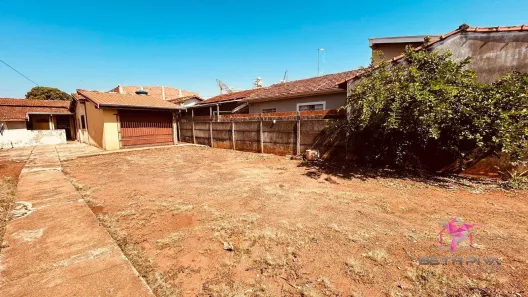 Casa com 3 Quartos à venda, 100m² no Jardim Eroísi, Leme