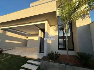 Casa com 3 Quartos à venda, 140m² no Novo Mundo, Uberlândia
