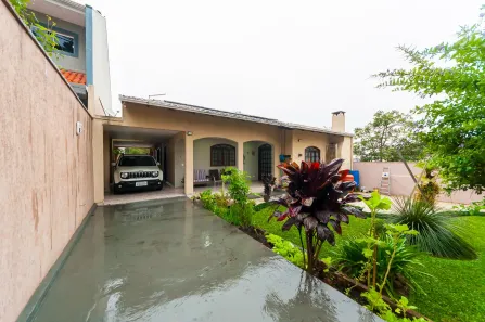Casa com 3 Quartos à venda, 167m² no Santa Felicidade, Curitiba