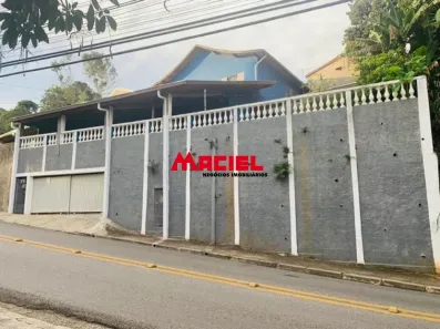 Casa com 4 Quartos à venda, 180m² no Vila Paiva, São José dos Campos